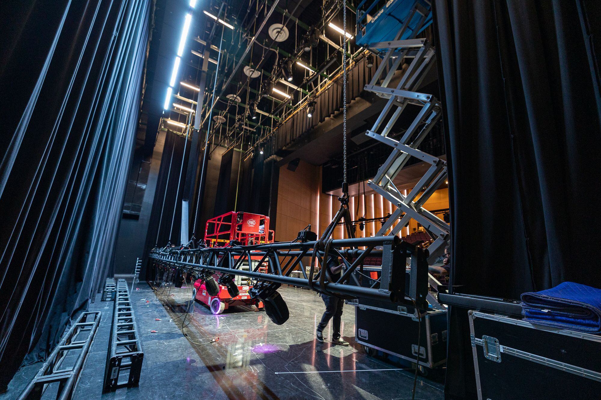Soundstage 2