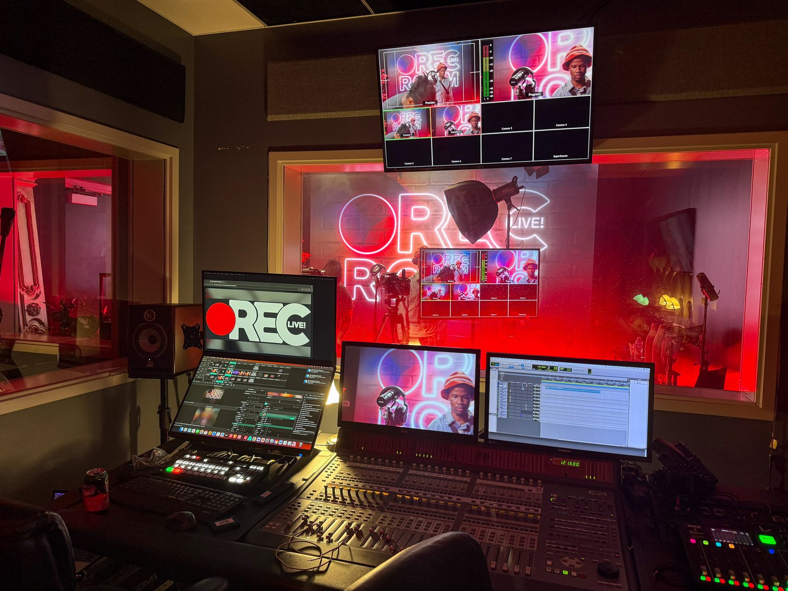 Studio at Riverside EpiCenter